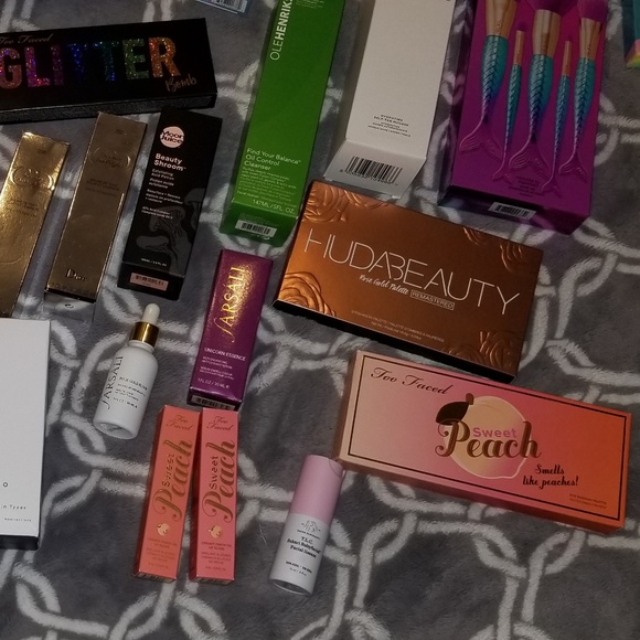 New Makeup In Stock Too Faced Pat McGrath Fenty - Picture 5 of 8